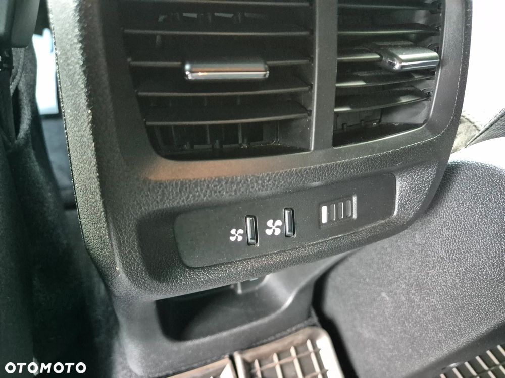 Peugeot Rifter BlueHDI 130 L2 Allure Pack - 26