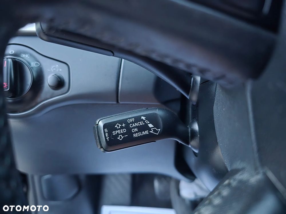 Audi A4 Avant 2.0 TFSI Ambition - 32