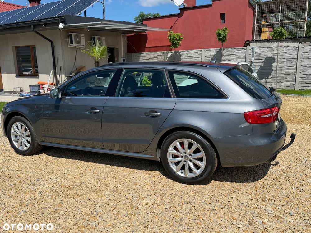 Audi A4 Avant 2.0 TDI DPF clean diesel multitronic S line Sportpaket - 10