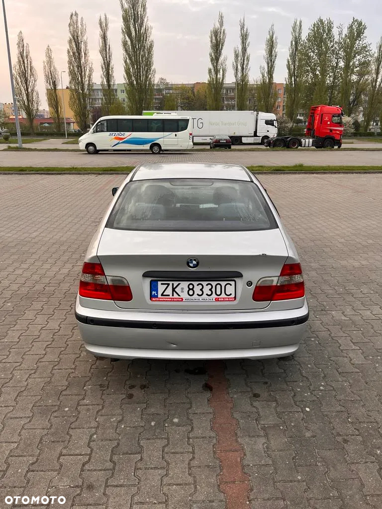 BMW Seria 3 320d - 4
