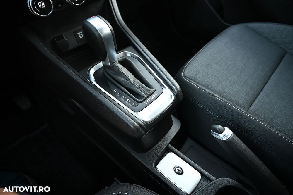 Renault Captur E-TECH Full 145 Equilibre - 12