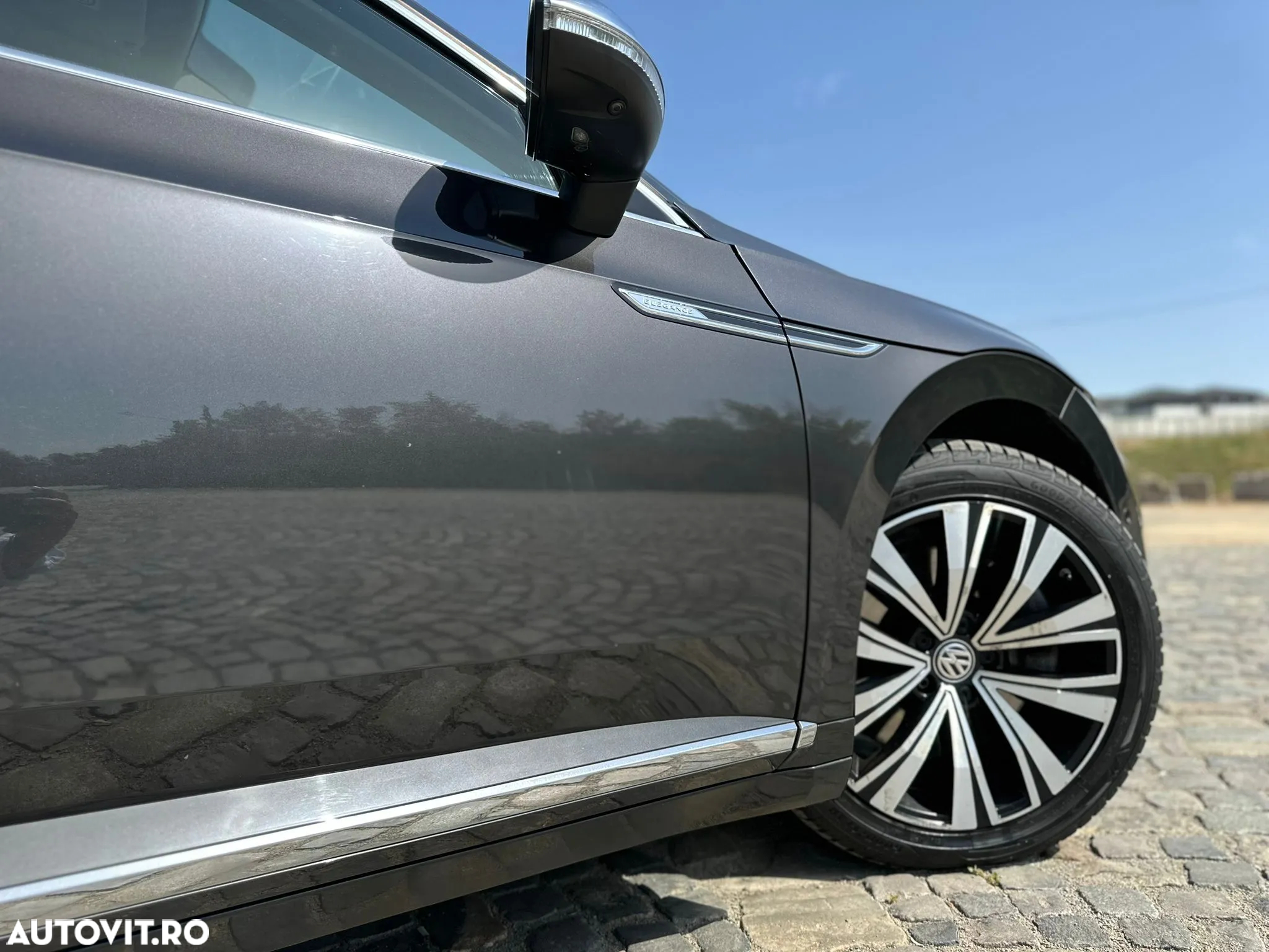 Volkswagen ARTEON 2.0 TDI DSG 4Motion Elegance - 9