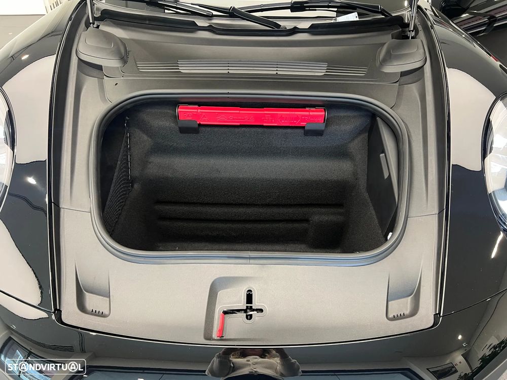 Porsche 911 (992) Carrera GTS - 20