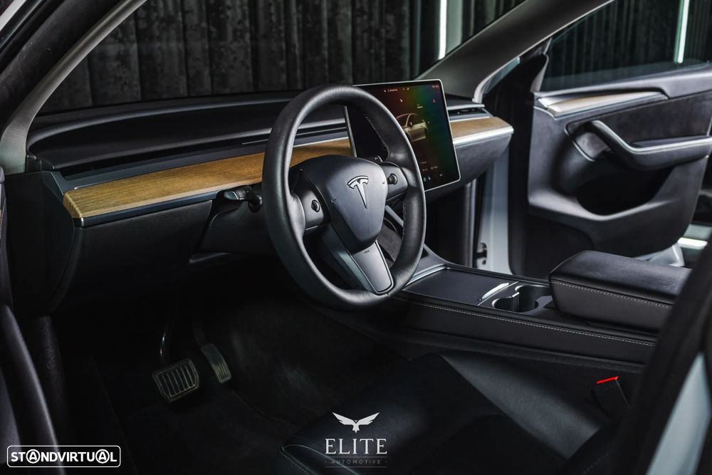 Tesla Model Y Long Range Tração Integral - 8