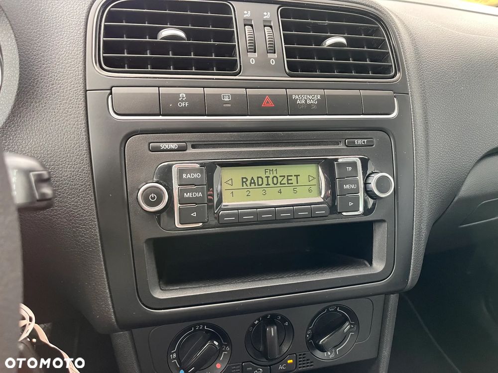 Volkswagen Polo 1.2 Comfortline - 22
