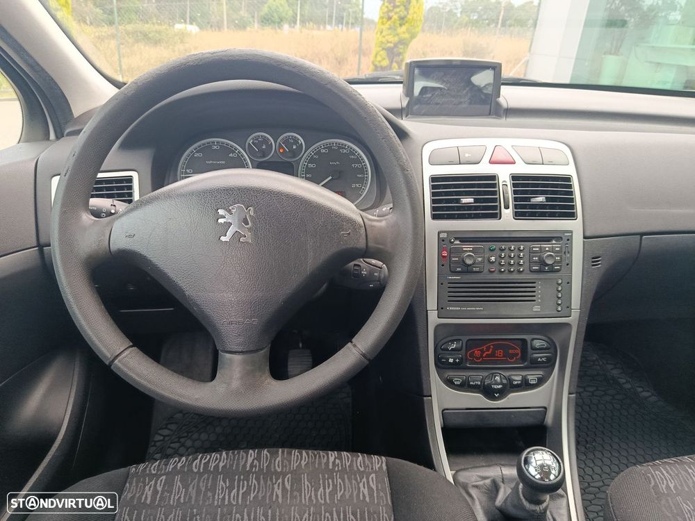 Peugeot 307 1.4 HDi Navtech - 14
