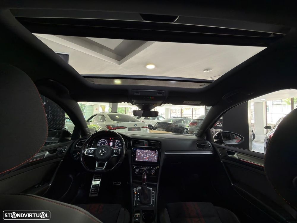 VW Golf GTI TCR 2.0 TSI OPF DSG - 24