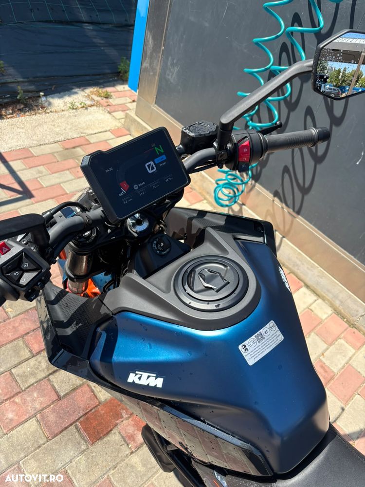 KTM 125 Duke - 7
