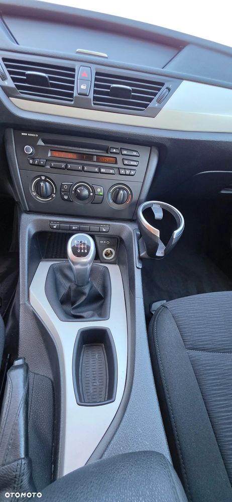 BMW X1 sDrive18i xLine - 30