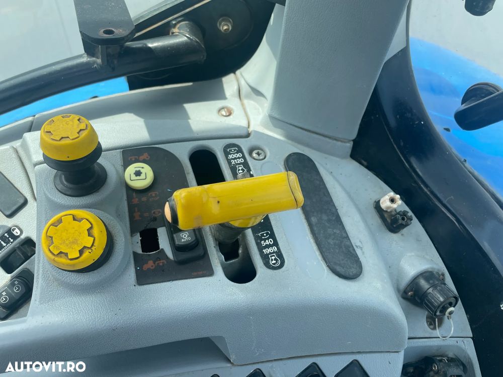 New Holland T6080 - 18