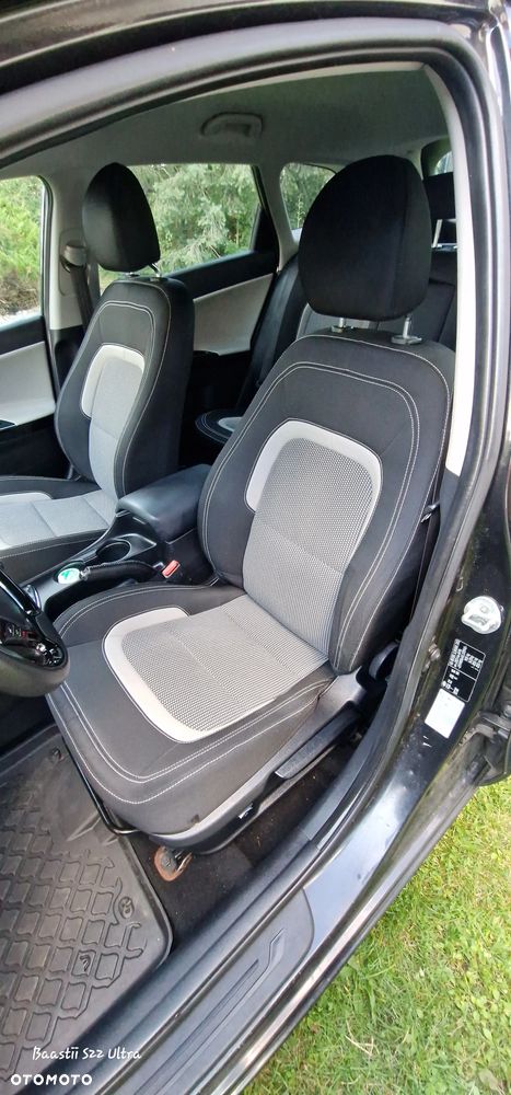 Kia Ceed Cee'd 1.6 CRDi XL - 22