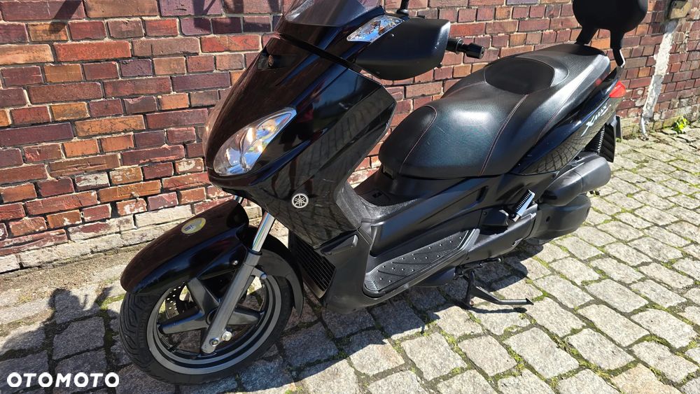 Yamaha X-max - 5