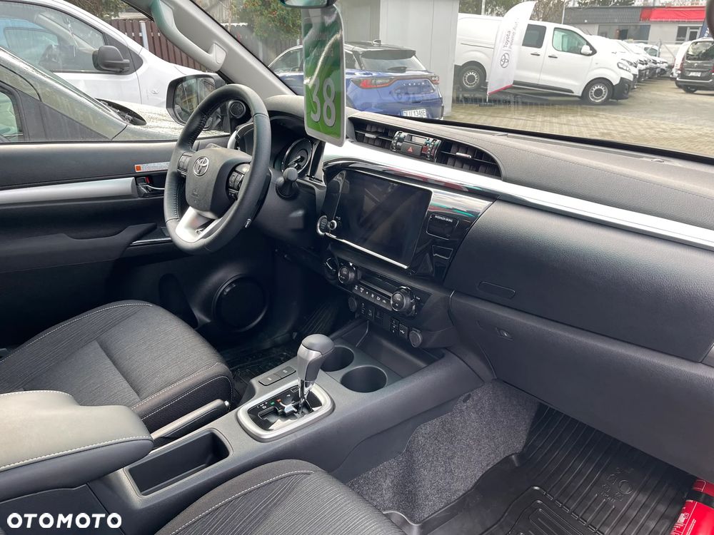 Toyota Hilux - 18