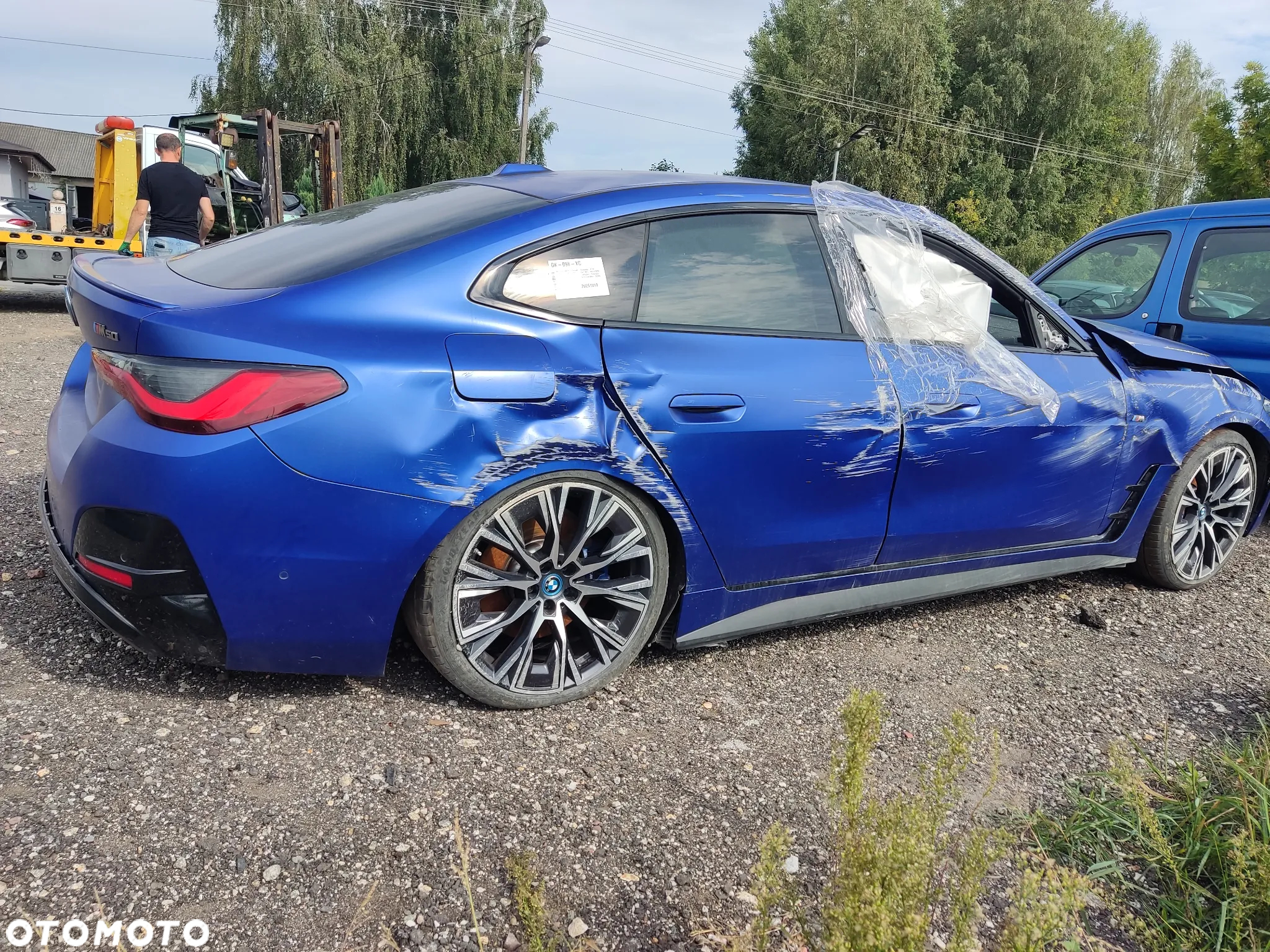 BMW i4 - 5
