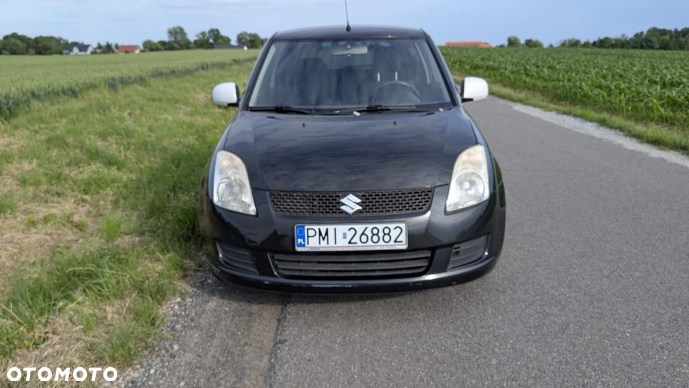 Suzuki Swift 1.3 Classic - 2
