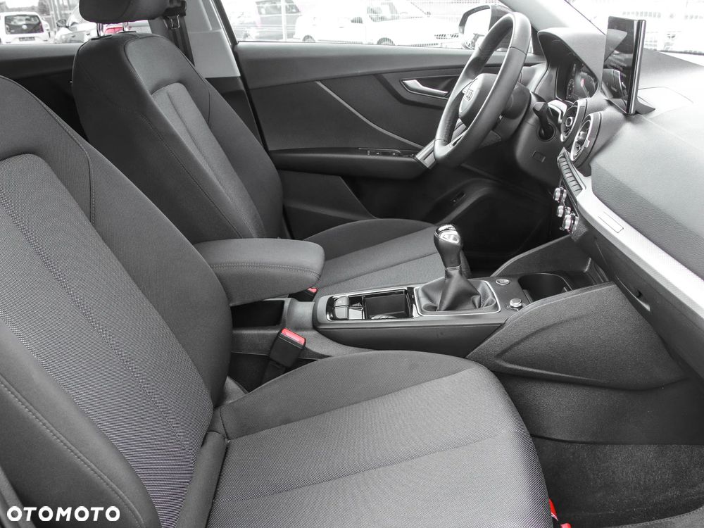 Audi Q2 30 TFSI Advanced - 13