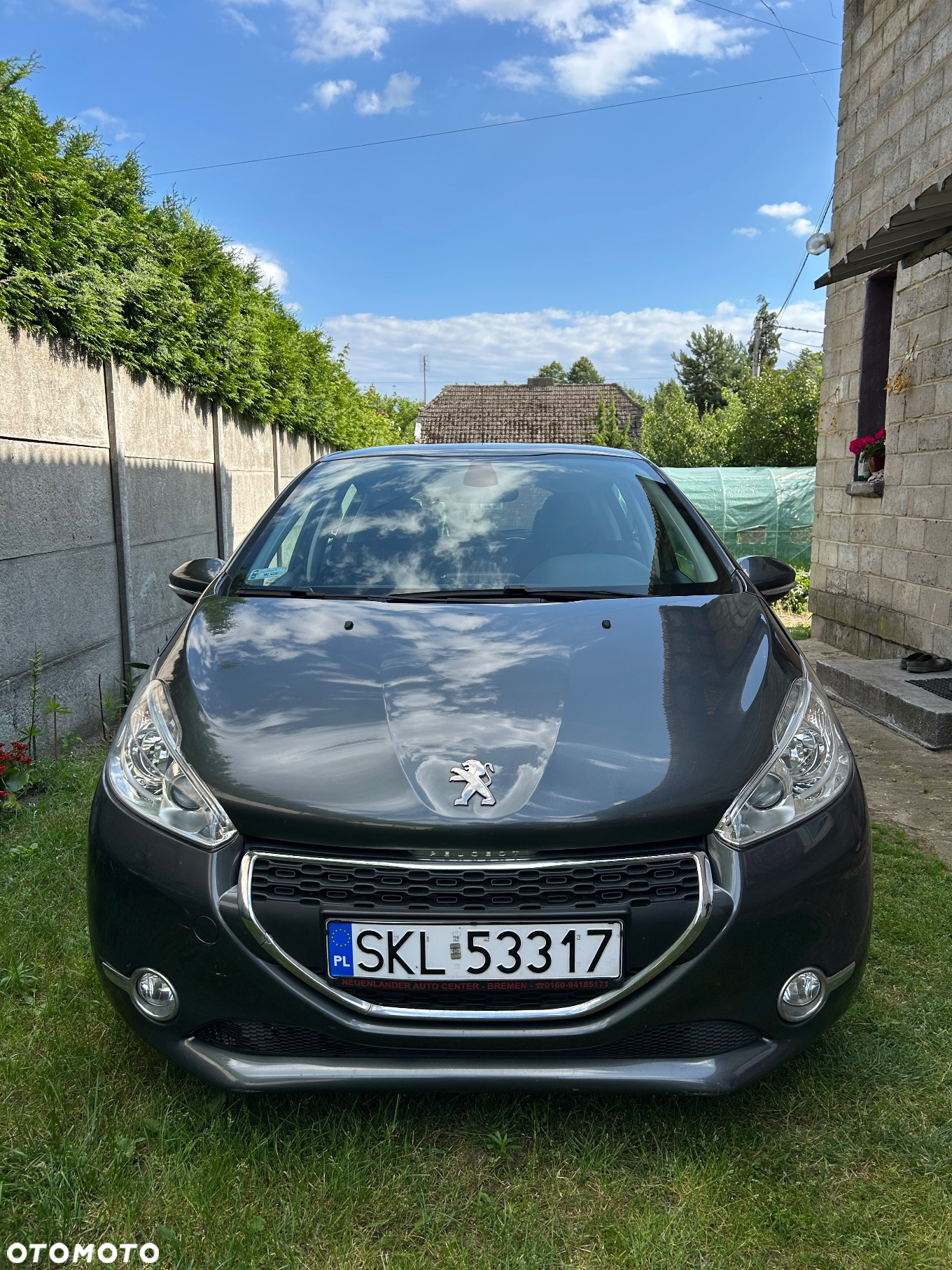 Peugeot 208 - 3