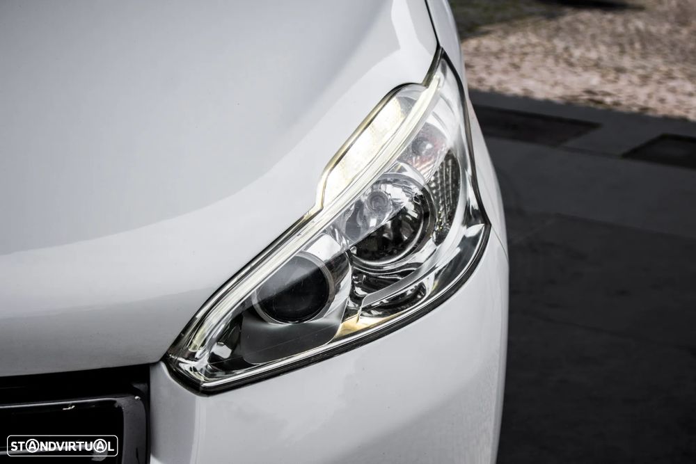 Peugeot 208 e-HDi FAP 92 Stop&Start Allure - 8