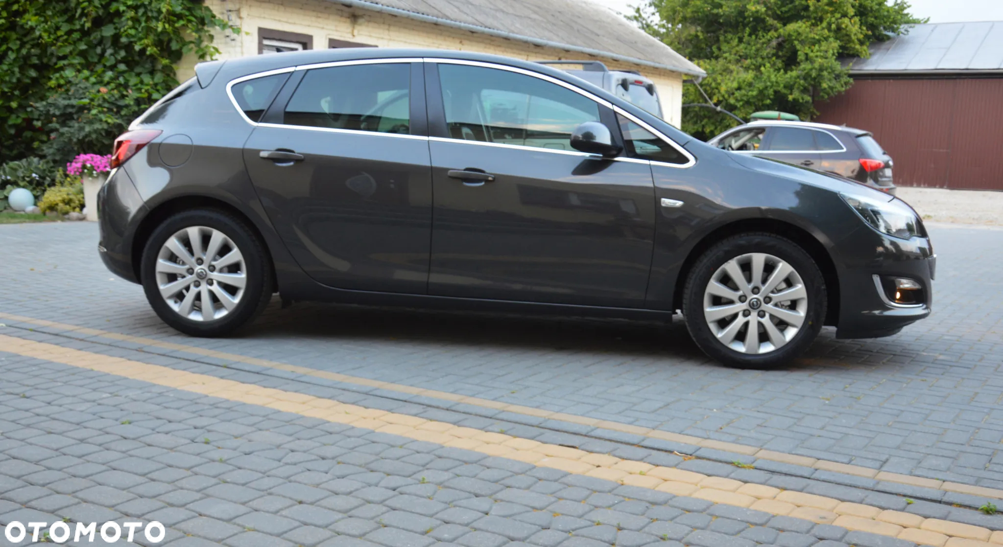 Opel Astra IV 1.6 CDTI Cosmo - 10