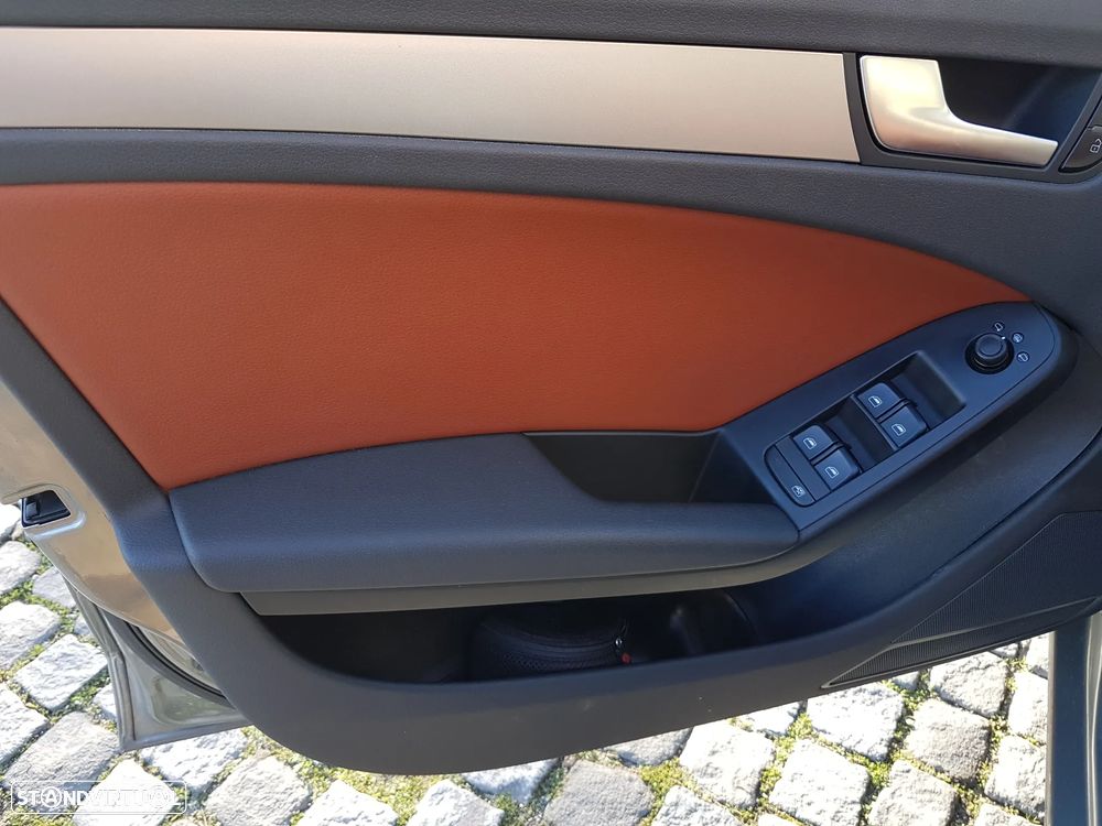 Audi A4 Avant 2.0 TDI Advance - 8