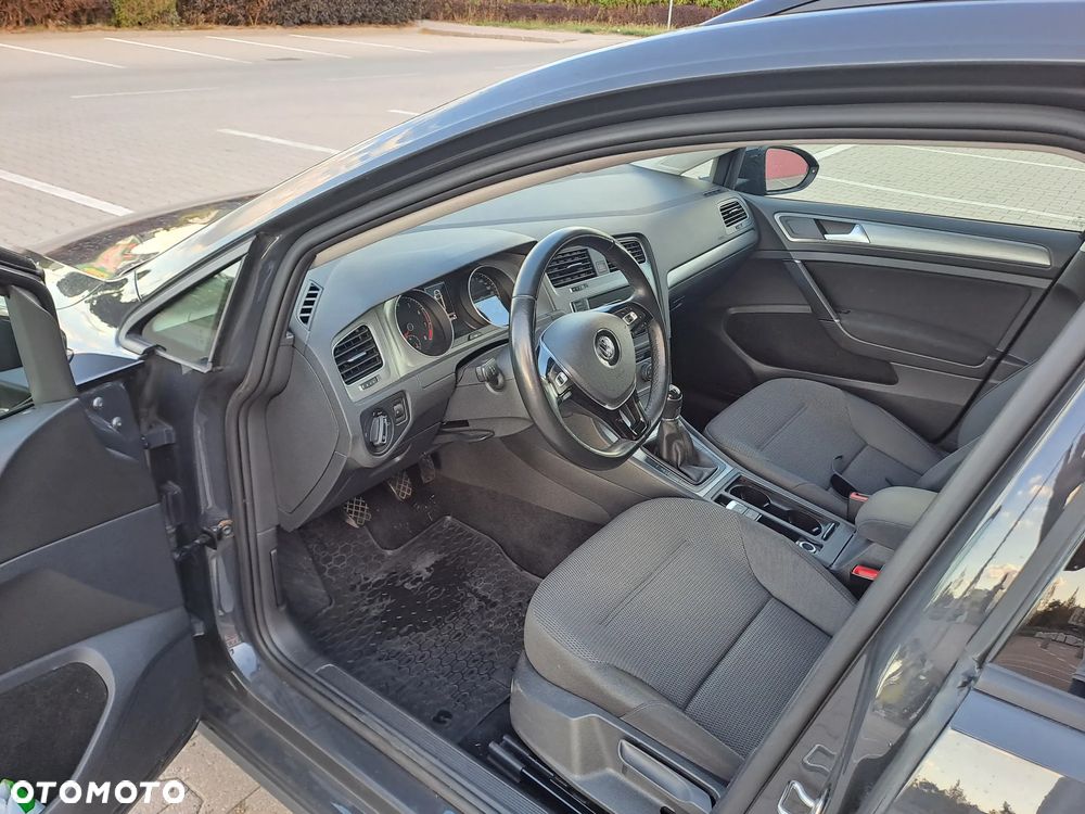 Volkswagen Golf 1.4 TSI BMT Comfortline - 14