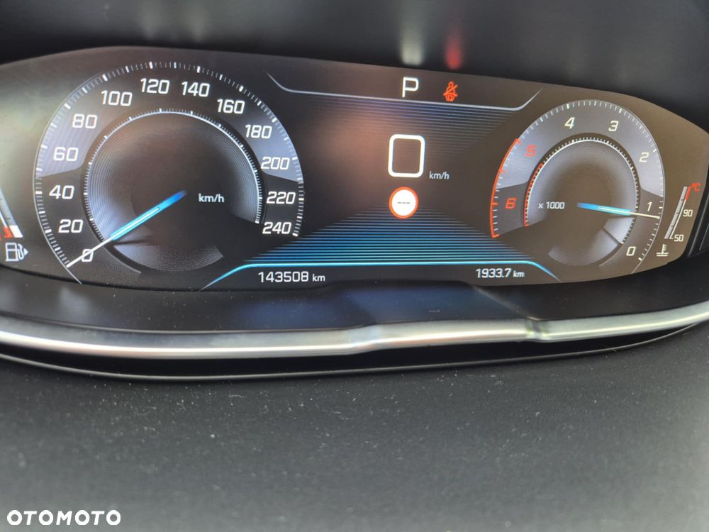 Peugeot 3008 1.5 BlueHDi Allure Pack S&S EAT8 - 18