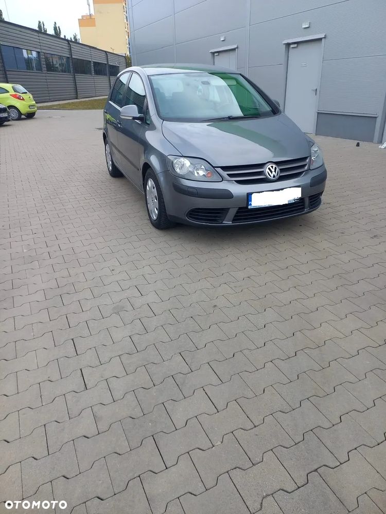 Volkswagen Golf Plus - 11