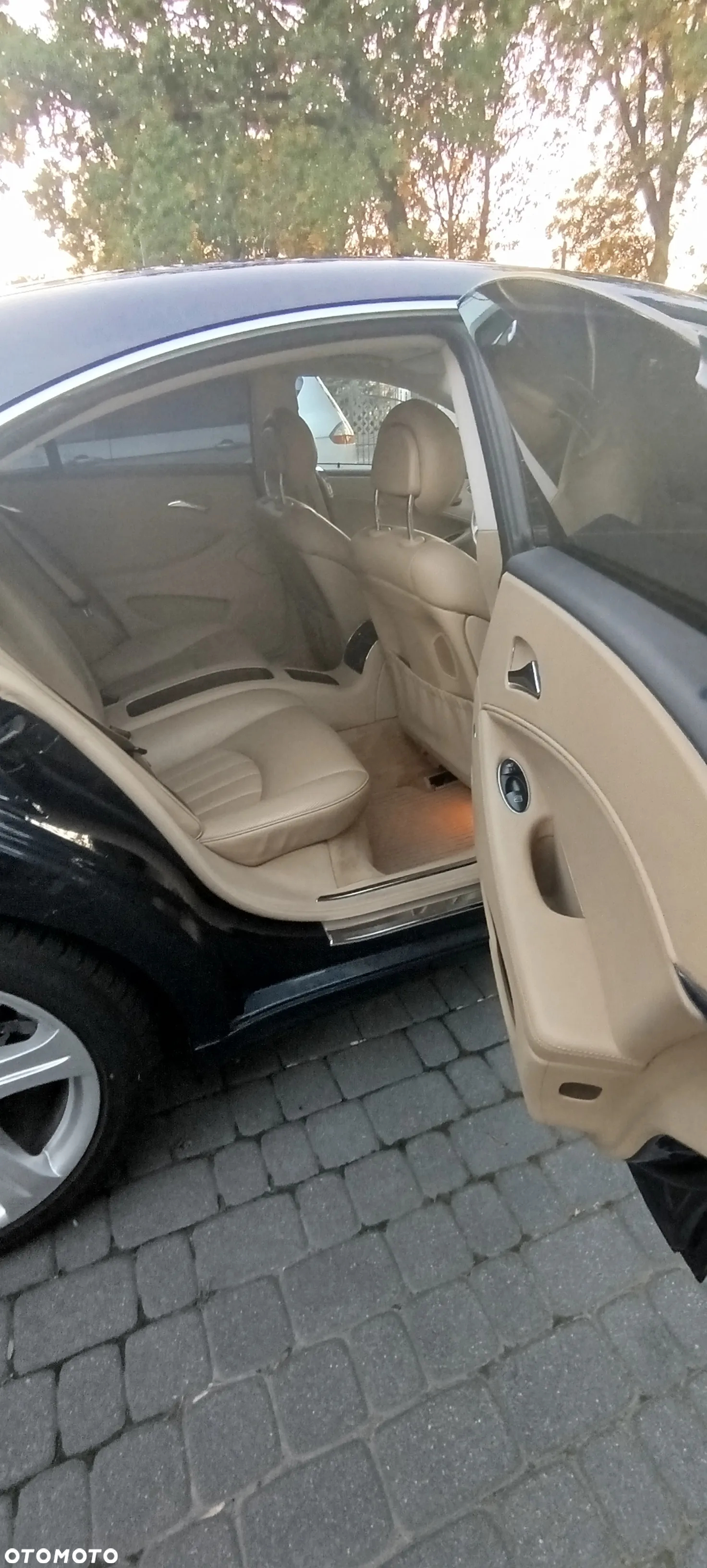 Mercedes-Benz CLS 500 - 13