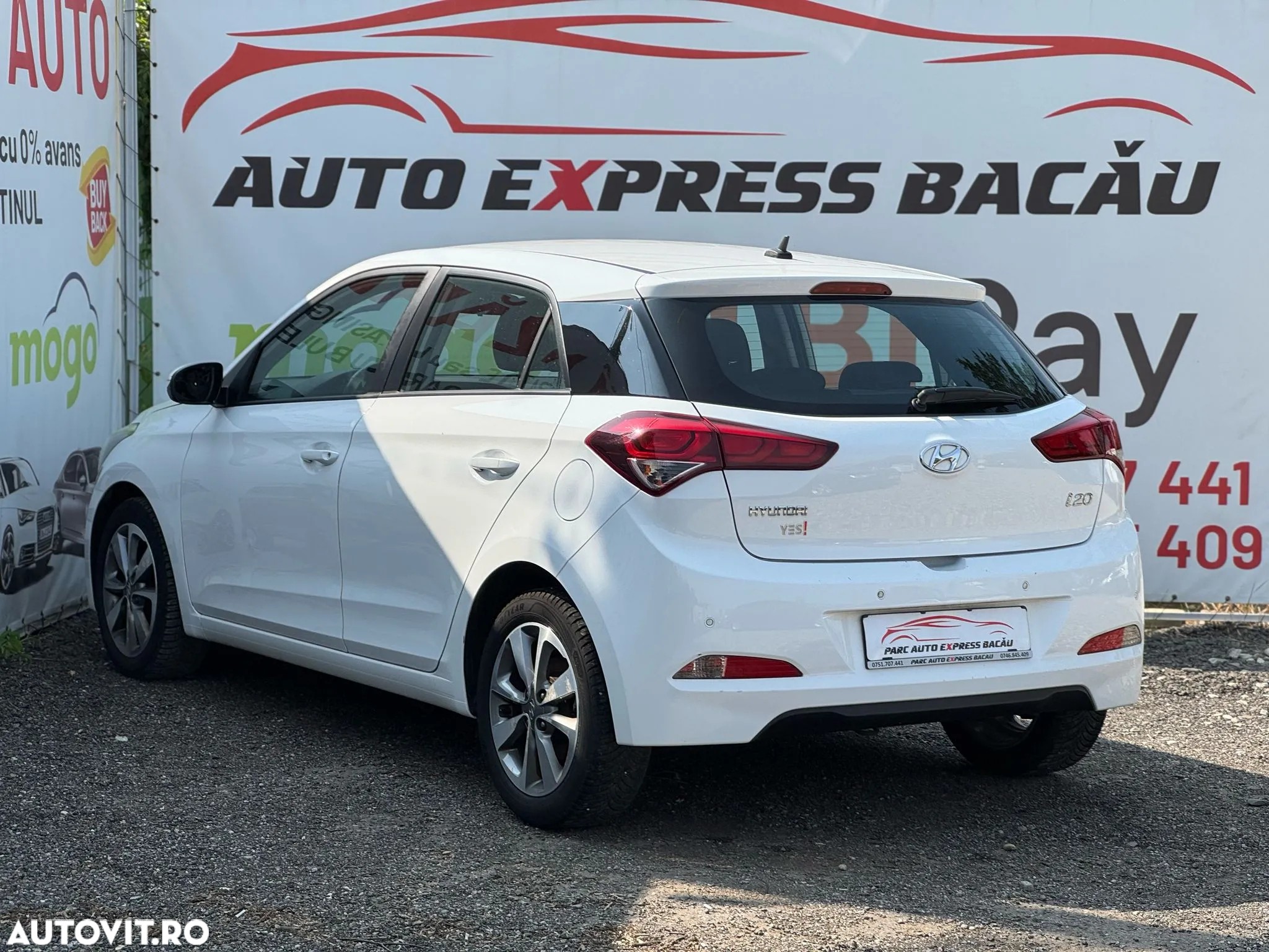 Hyundai i20 1.4 YES! Silver - 3