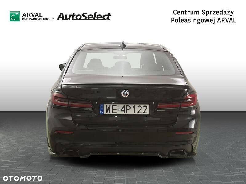 BMW Seria 5 530i mHEV - 5