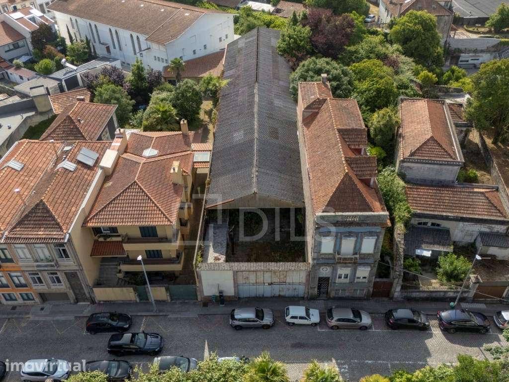 Terreno com Armazém, com projeto aprovado - Grande imagem: 5/17