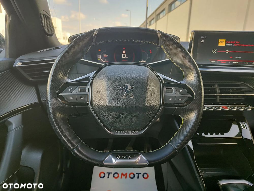 Peugeot 2008 1.5 BlueHDi GT Line S&S - 17