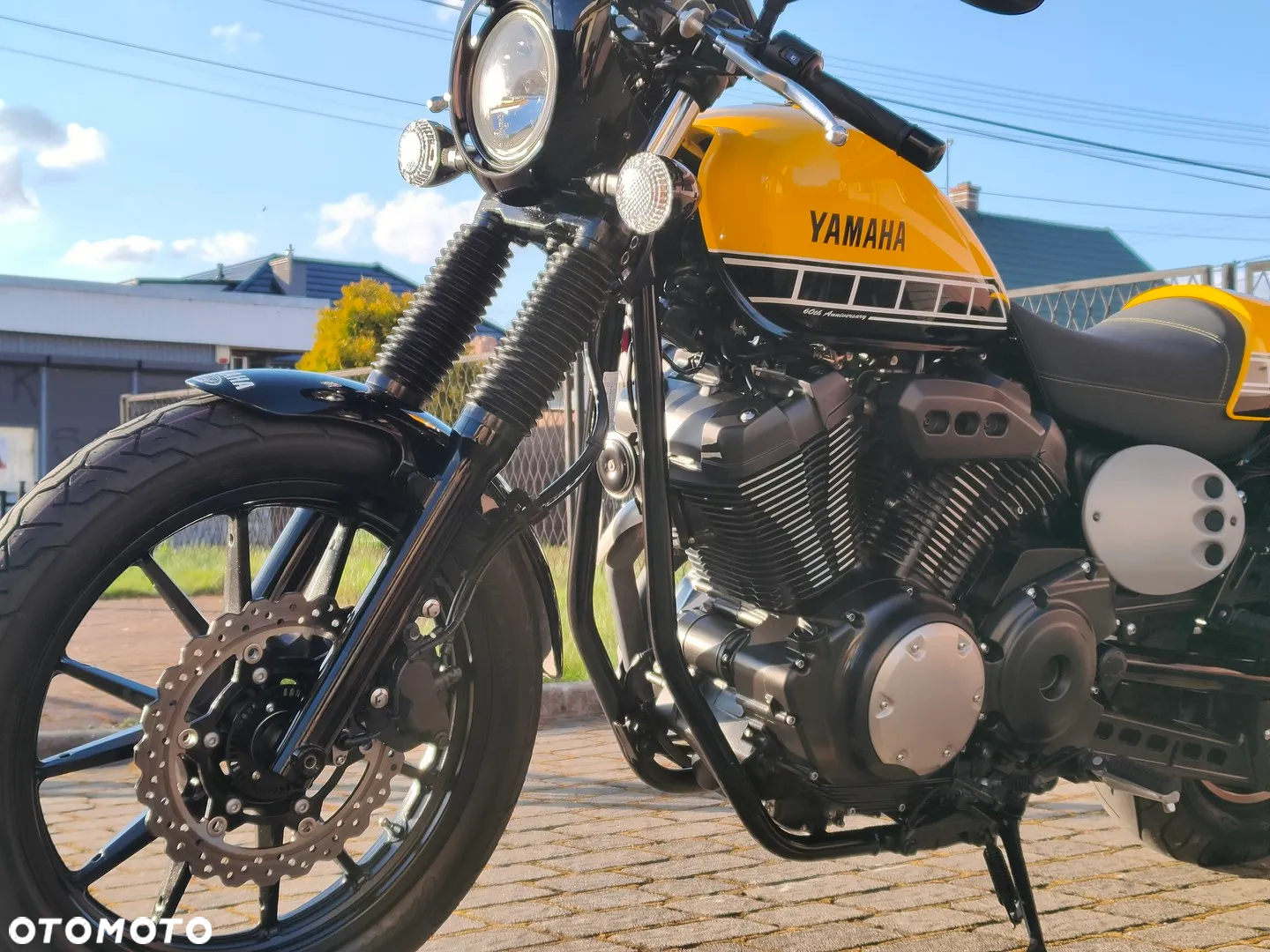 Yamaha XV - 12