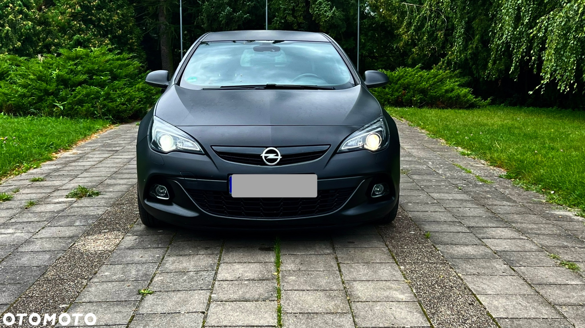 Opel Astra IV GTC 2.0 CDTI Bi-Turbo S&S - 16