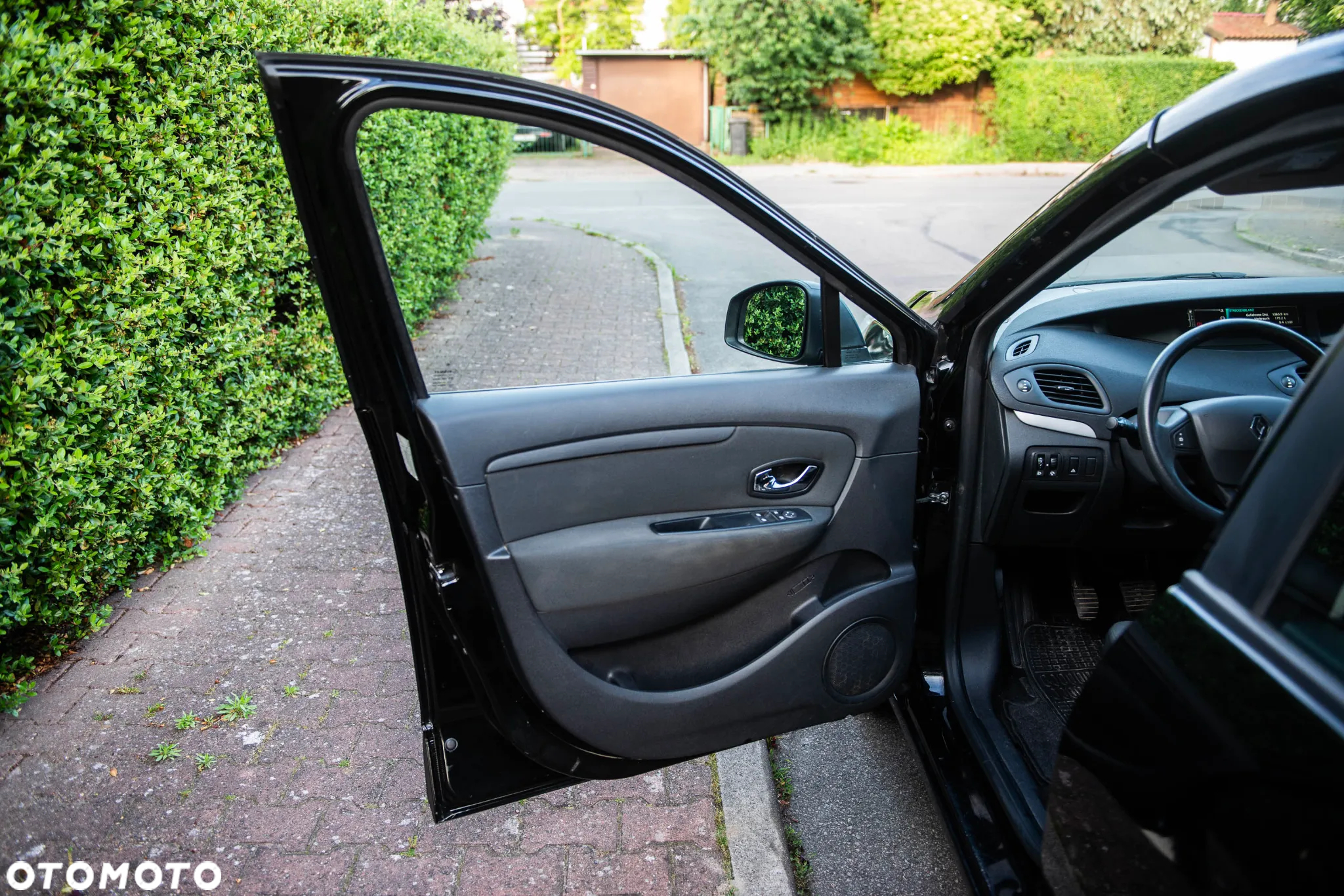 Renault Scenic 1.6 16V 110 Dynamique - 17