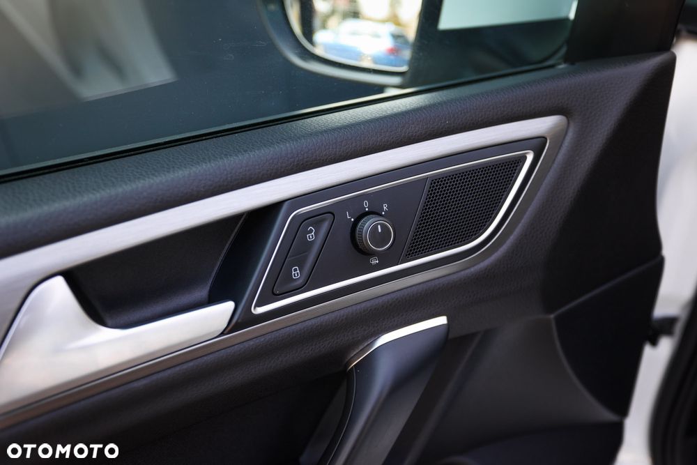 Volkswagen Golf Sportsvan 1.2 TSI (BlueMotion Technology) Comfortline - 16