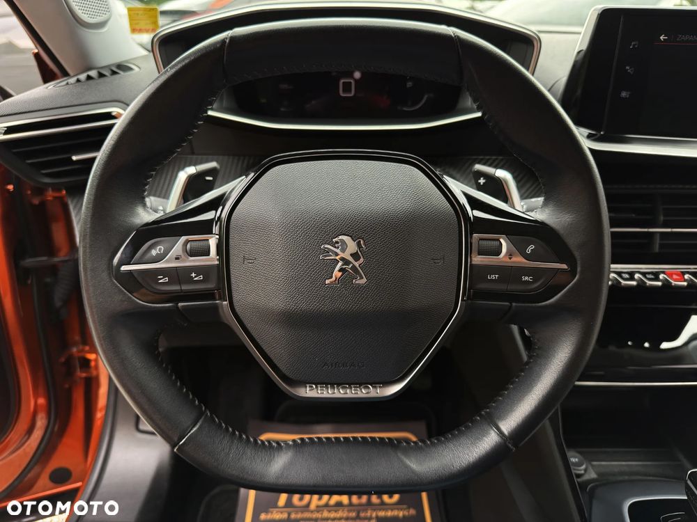 Peugeot 2008 1.2 PureTech Allure Pack S&S EAT8 - 21