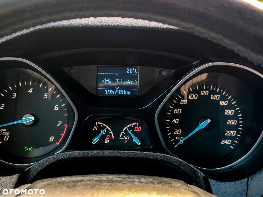 Ford Focus 1.6 EcoBoost Trend Sport - 12