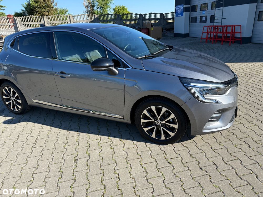 Renault Clio - 9