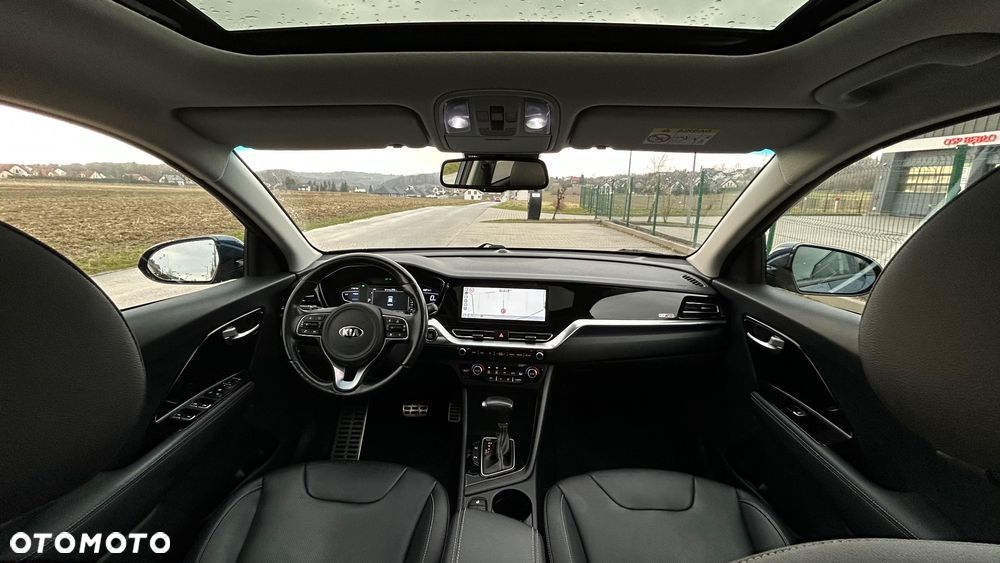 Kia Niro 1.6 GDI Hybrid Business Line - 35