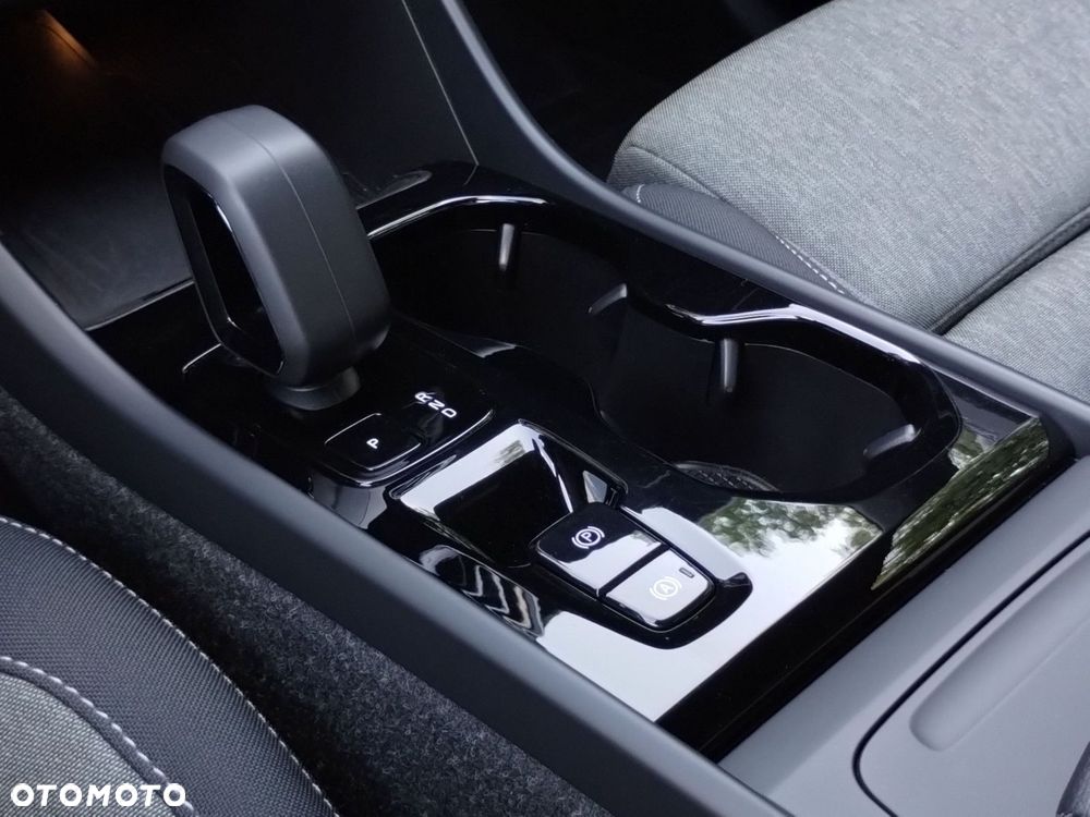 Volvo XC 40 - 23