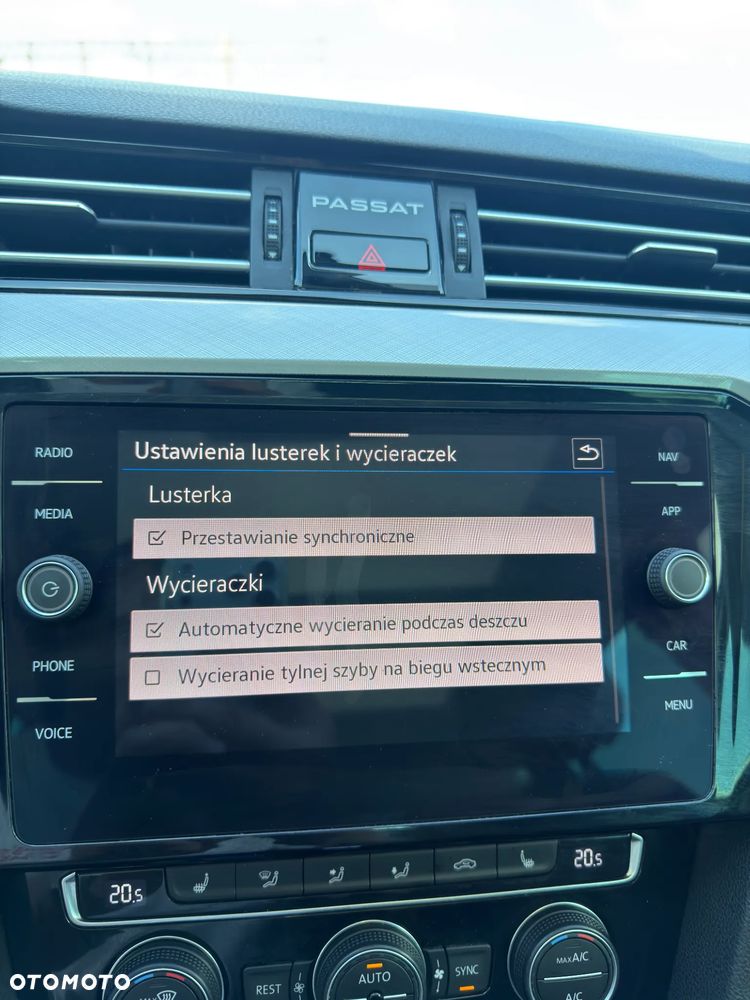 Volkswagen Passat 2.0 TDI SCR DSG - 25