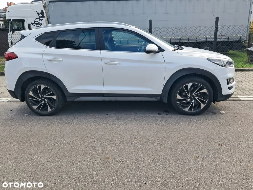 Hyundai Tucson - 4