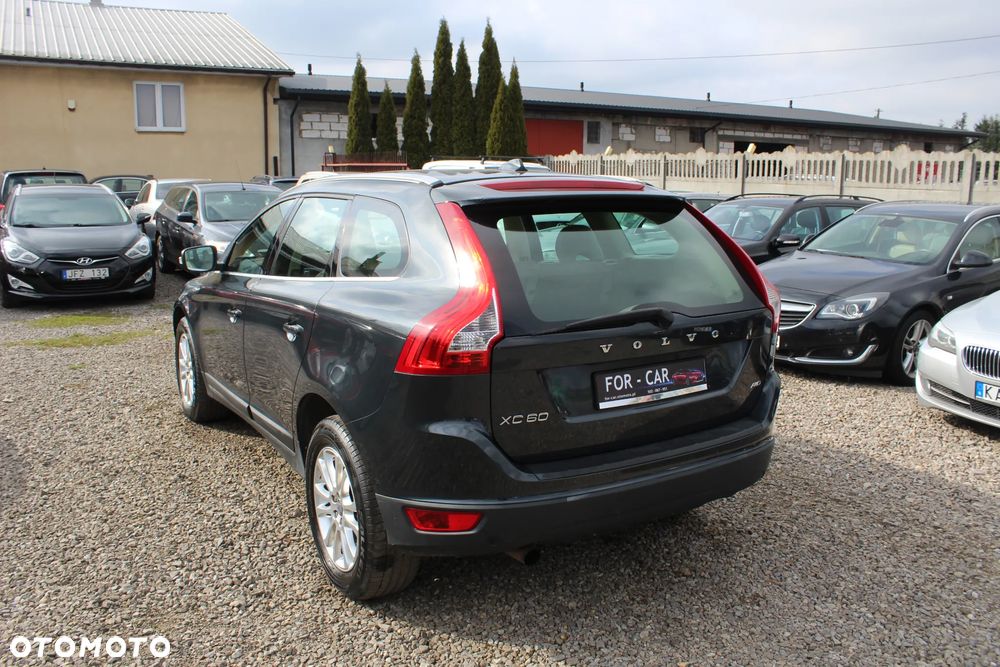 Volvo XC 60 2.4D AWD Summum - 3