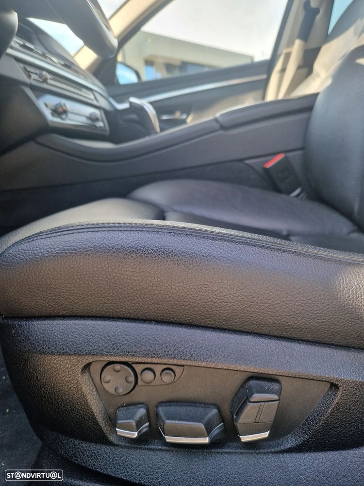BMW 528 i xDrive Auto - 17