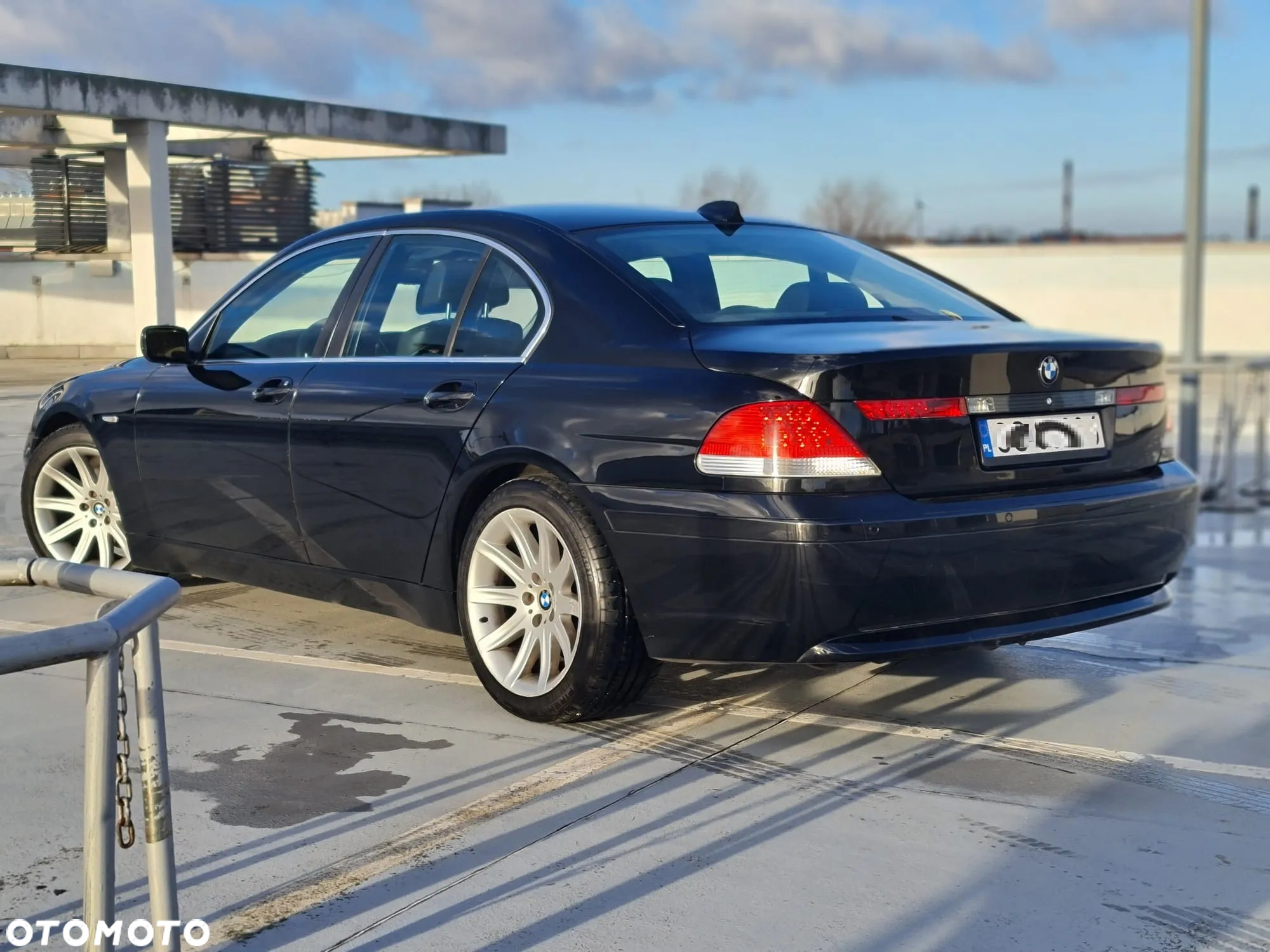 BMW Seria 7 745i - 2