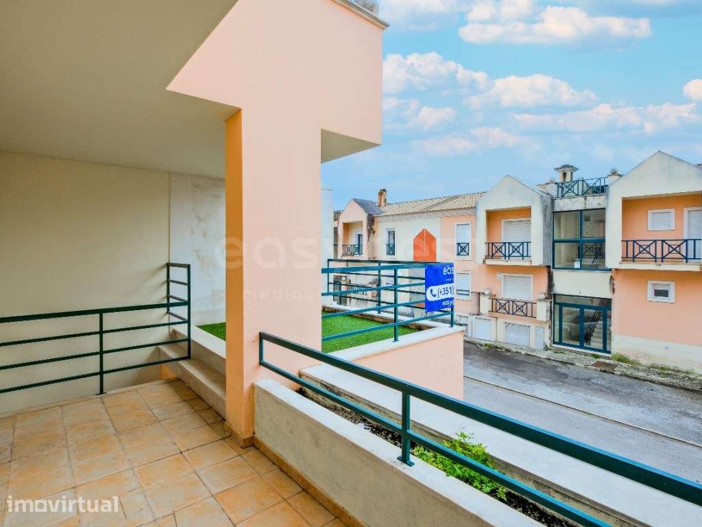 Moradia T4 com garagem em frente à marina de Sesimbra - Grande imagem: 4/50