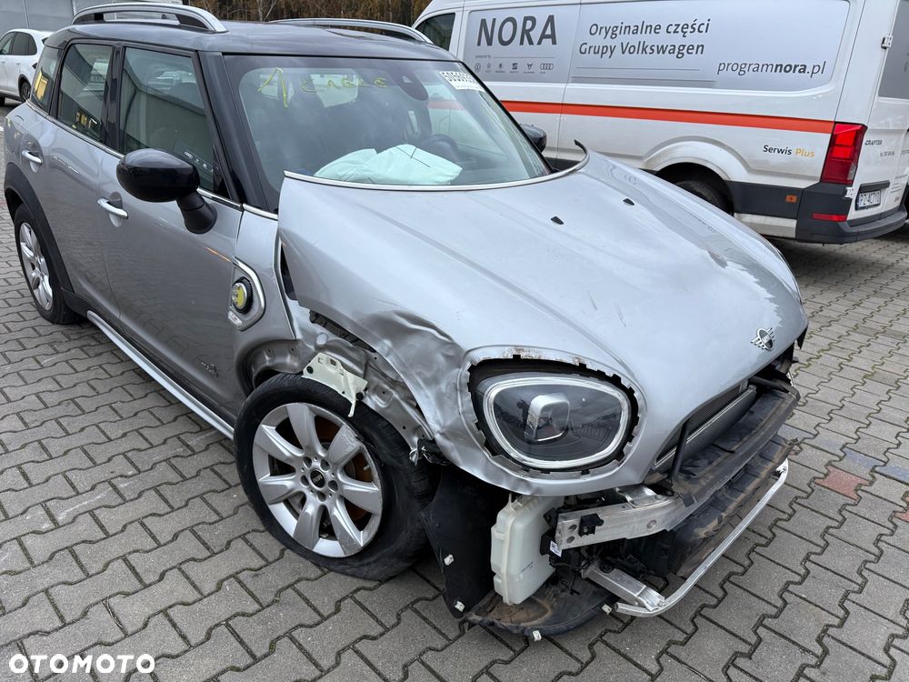 MINI Countryman Cooper S E All4 - 4