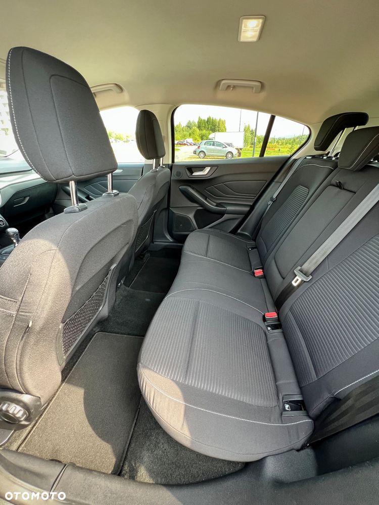 Ford Focus 1.5 EcoBoost Titanium Business - 11