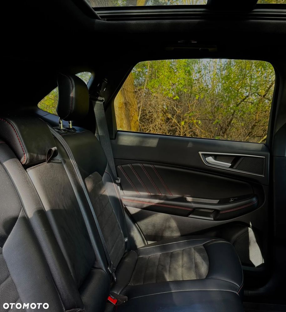 Ford Edge - 30
